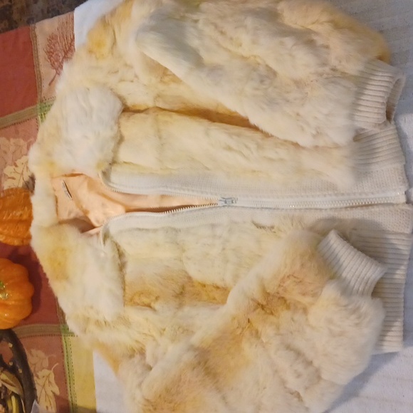 Vintage Rabbit Fur Coat Made in Korea – Size M - Picture 7 of 12